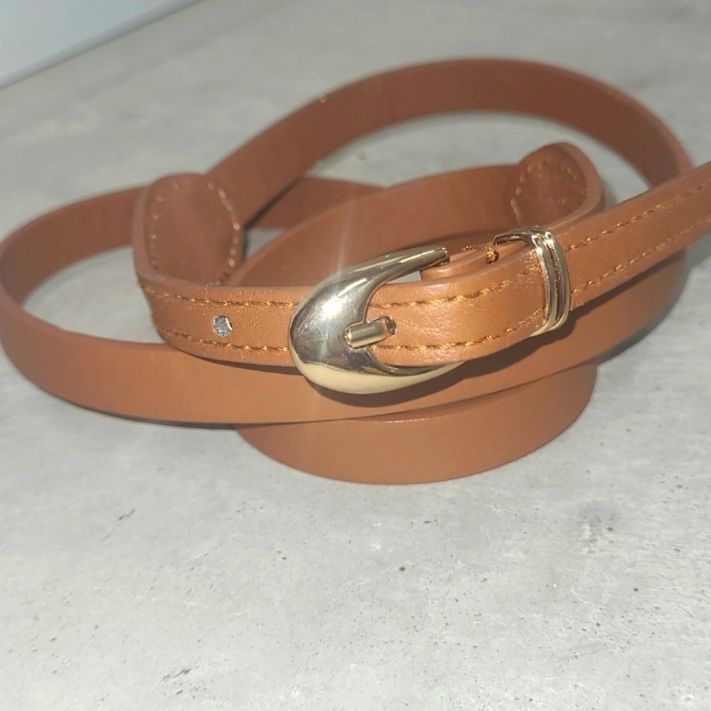 Belt Brown Micro 1/2" adj 33"-35" Size Large vegan leather brass buckle euc
